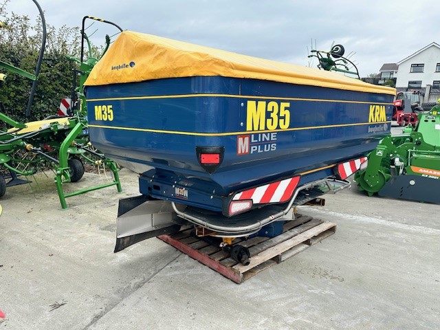 Used Bogballe KRM M35W Weigh Cell Fertiliser Spreader Lindsay Agri Sales